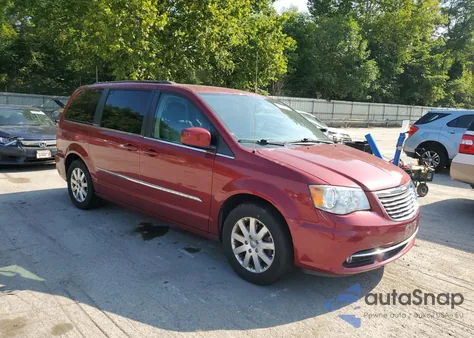 2016 Chrysler Town & Country Touring z USA, uszkodzony, nr VIN 2C4RC1BG2GR199986